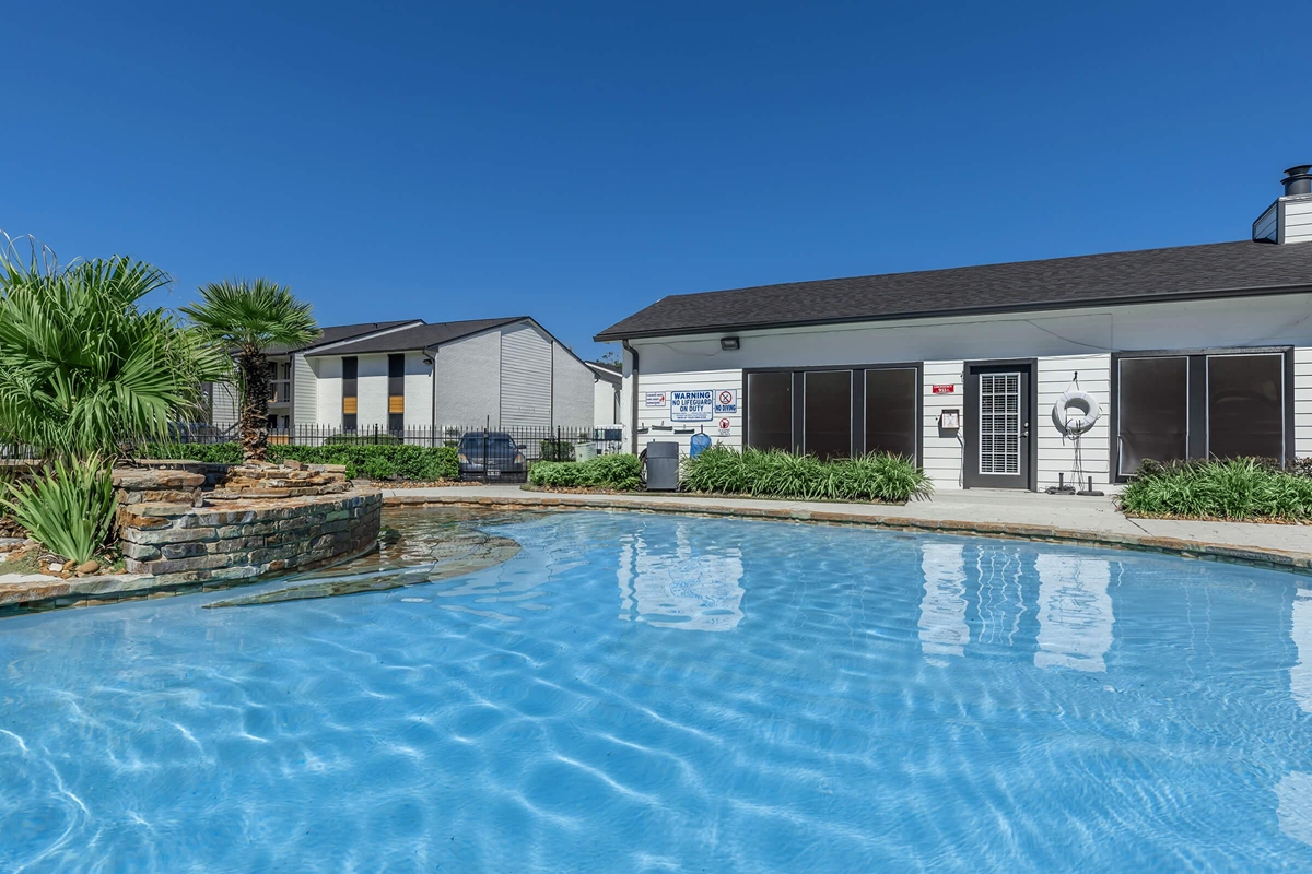 Cali Crossing - Pool - Photo 7 of 25