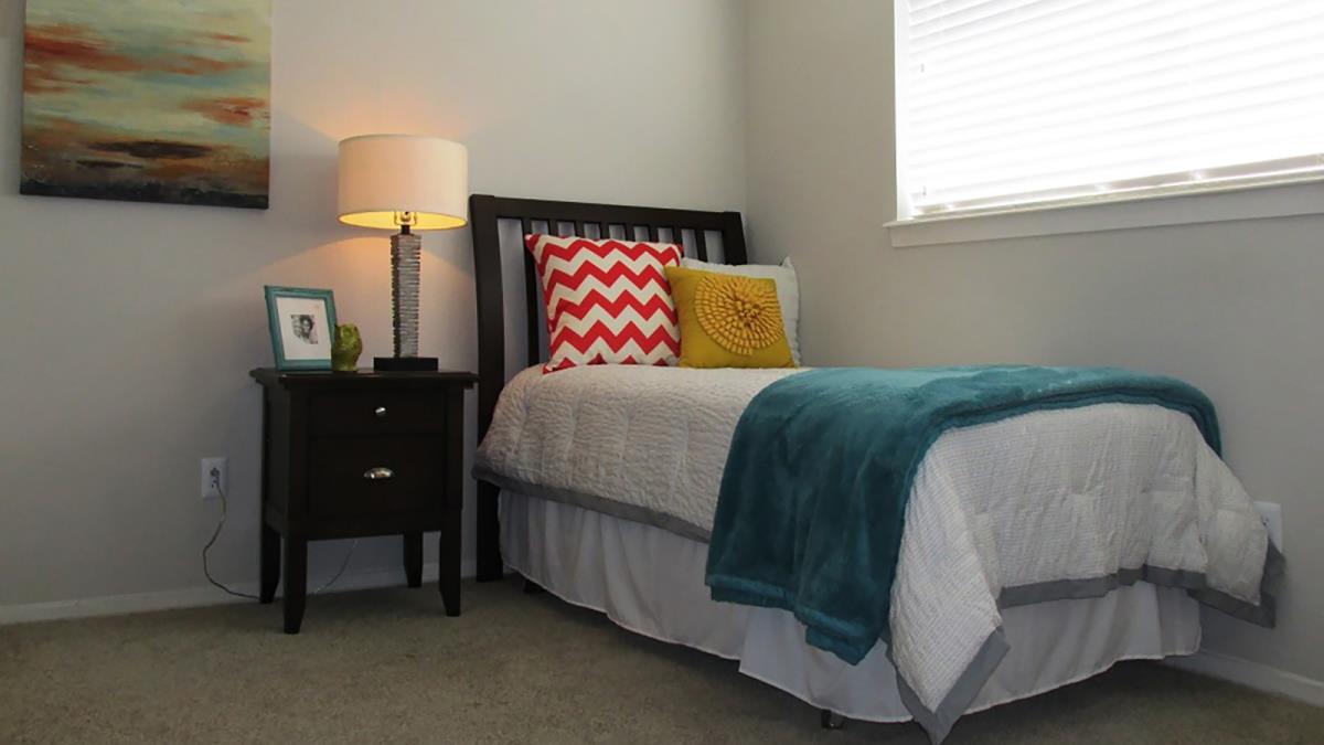 Arcata Townhomes - Bedroom - Photo 5 of 6