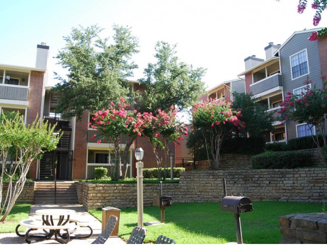 Brittany - Exterior - Photo 4 of 18
