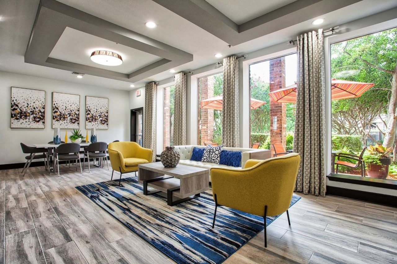 Country Club - Mesquite, TX - Photo 1 of 33