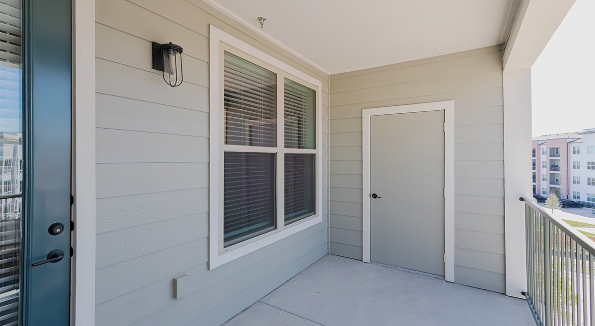Waterview Crossing - Patio - Photo 7 of 11