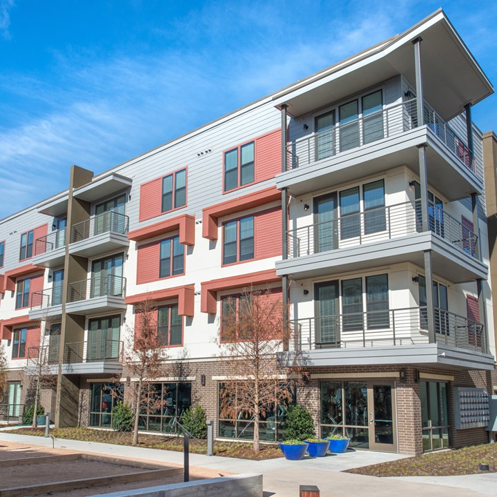 Eastbank at Waterside Apartments