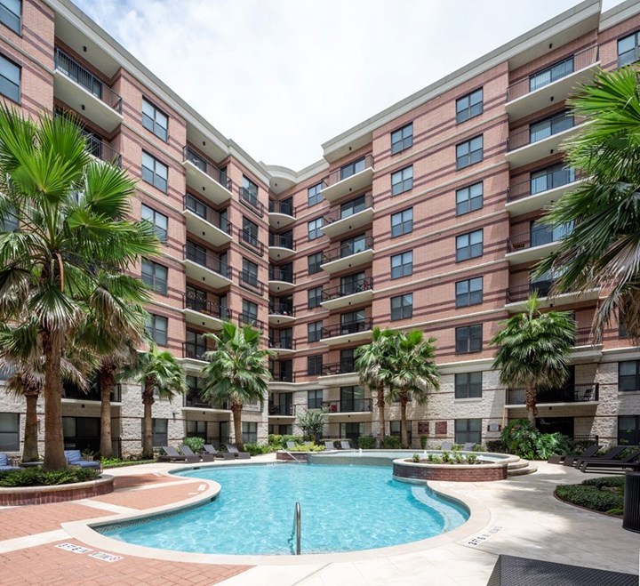 Memorial Hills Houston 1700+ for 1 & 2 Bed Apts