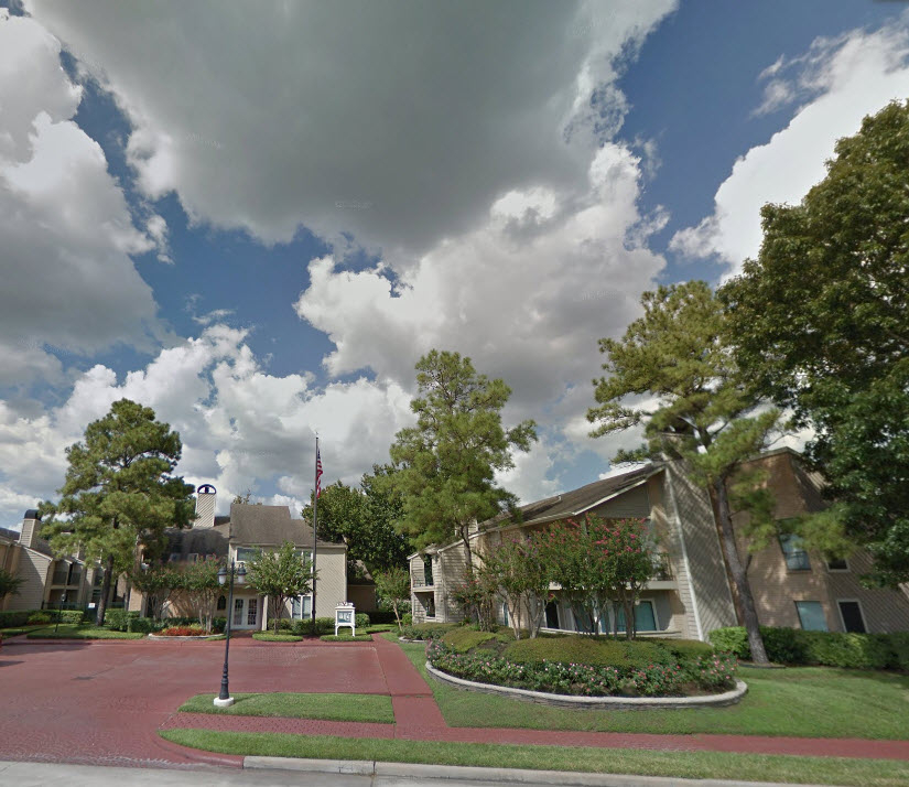 Eagle Hollow Apartment