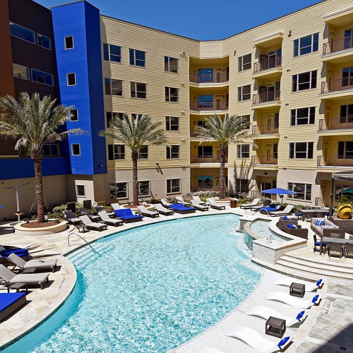 Elan Memorial Park Houston 1549+ for 1 & 2 Bed Apts