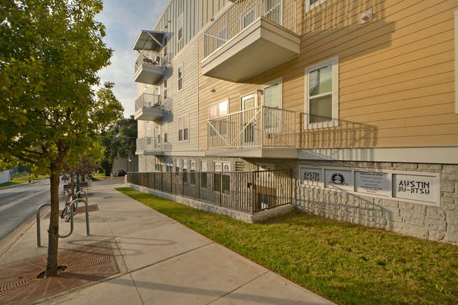 24 Longview