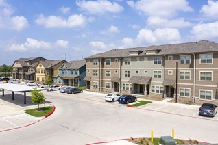 Retreat at Denton Apartments Denton Texas