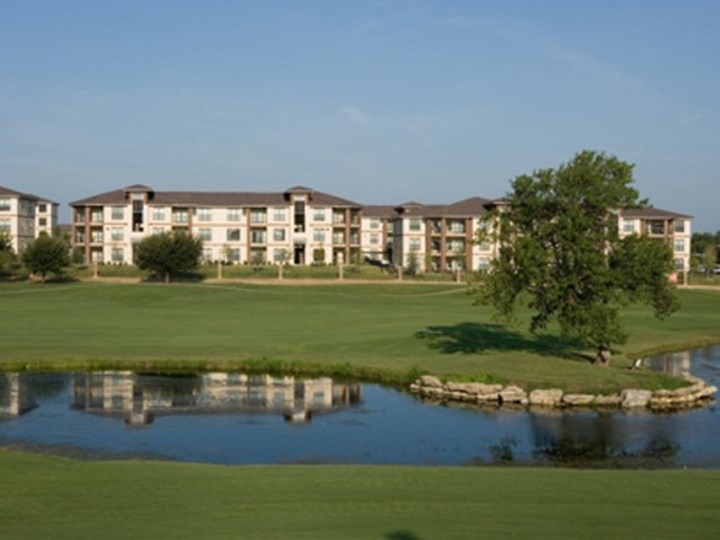 Greens of Fossil Lake Apartments