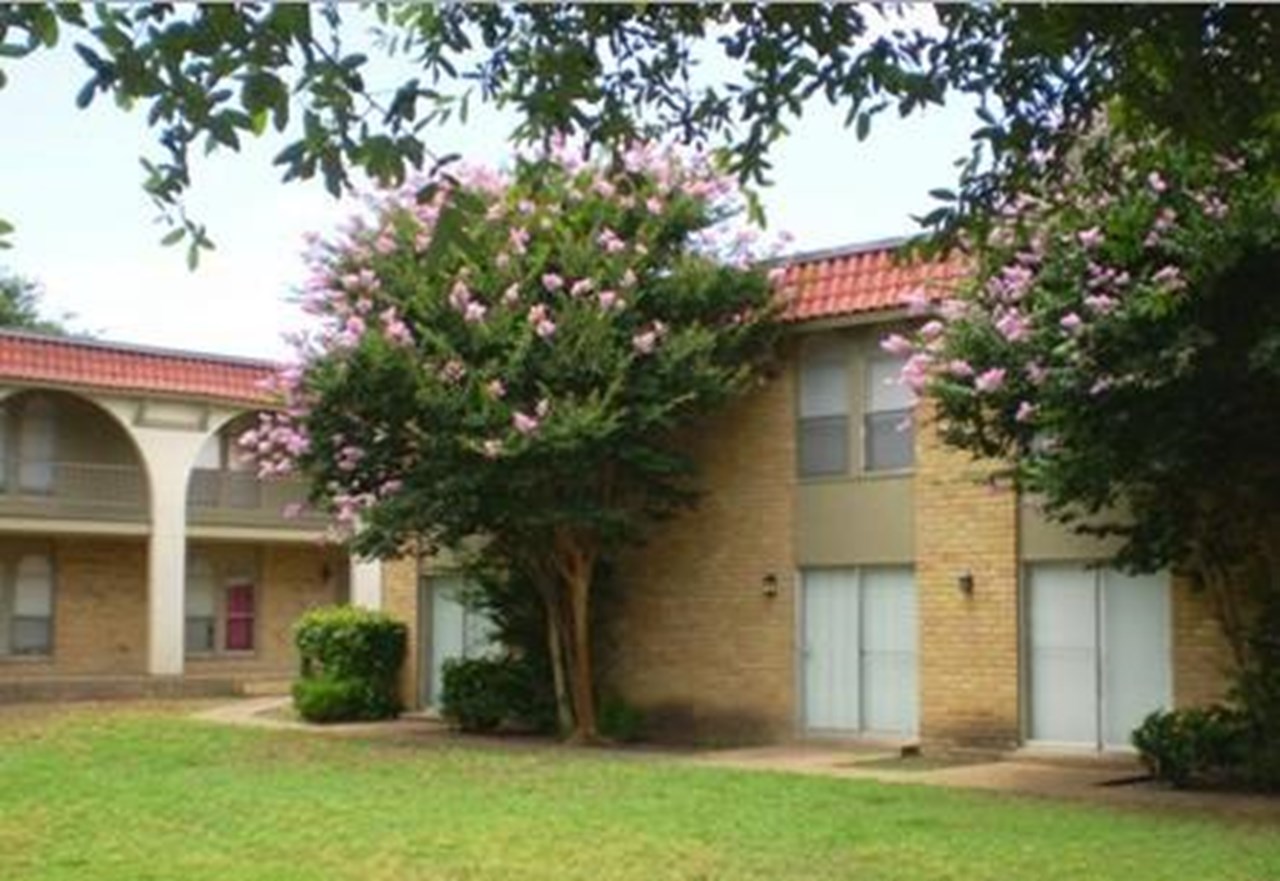 Spanish Plaza - Garland, TX - Photo 1 of 6