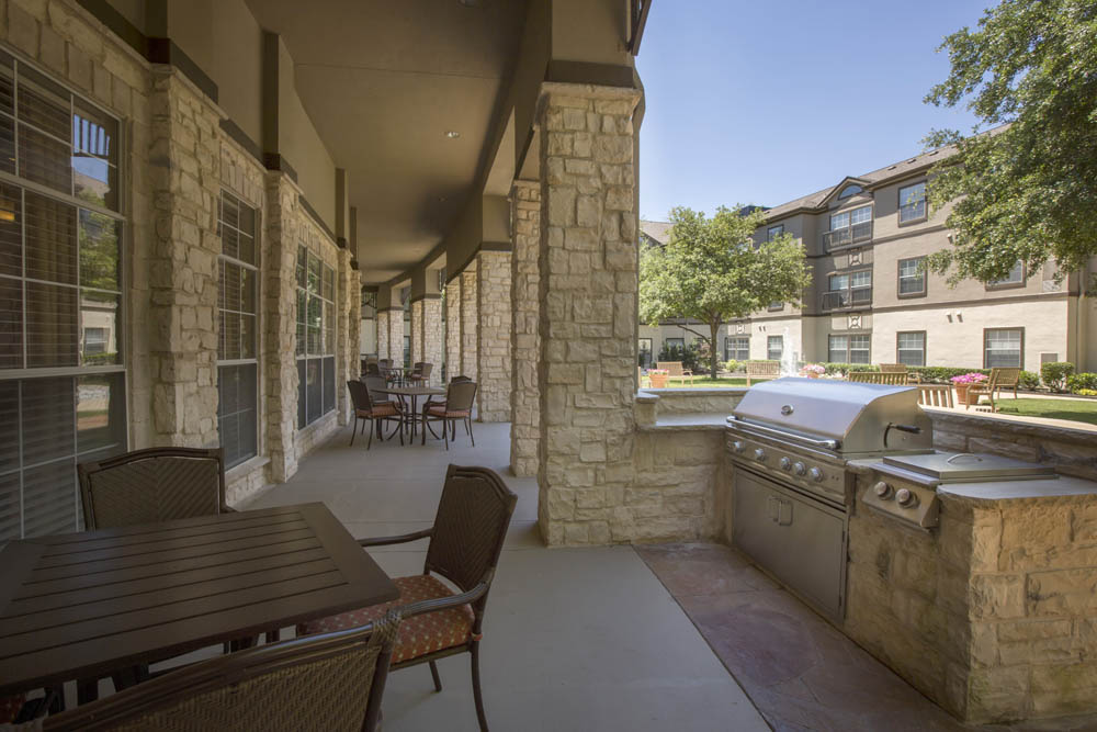 Reserve at North Dallas - BBQ - Photo 7 of 33