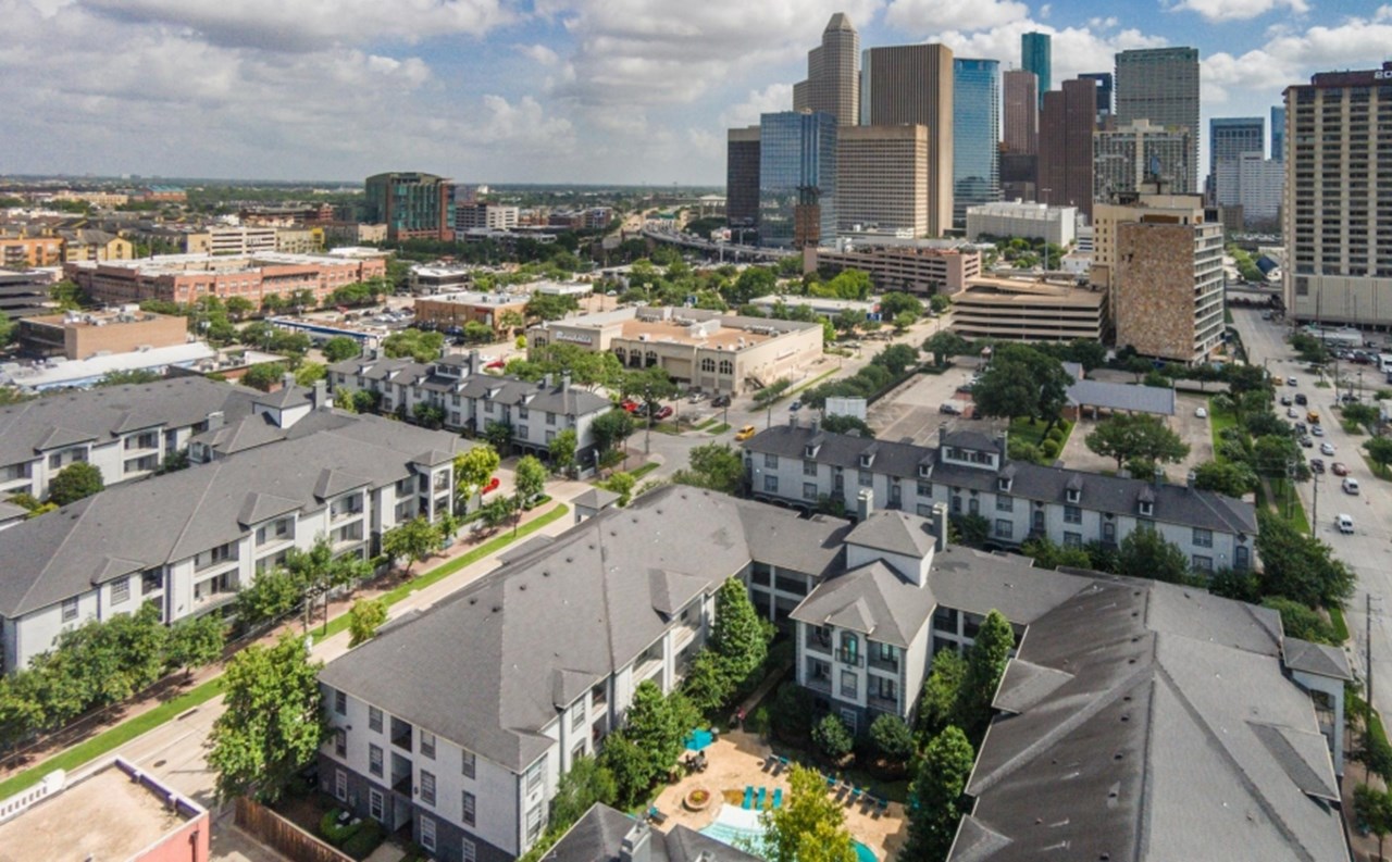 Camden Midtown - Houston, TX - Photo 1 of 15