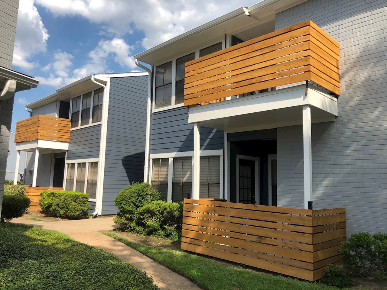 Lenox Park - Houston, TX - Photo 1 of 17