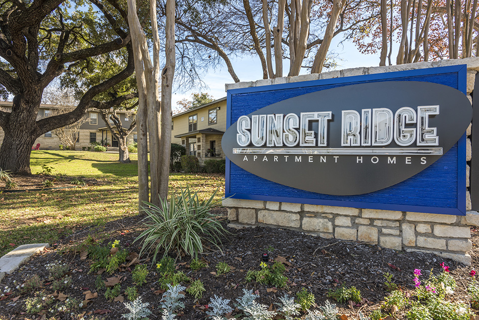 Sunset Ridge Apartment