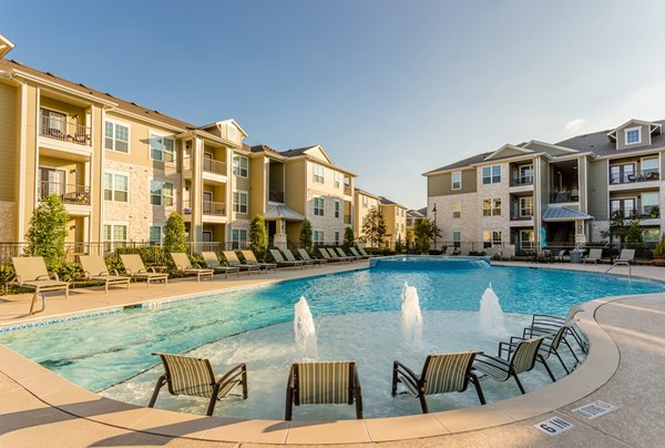 7970 Grand