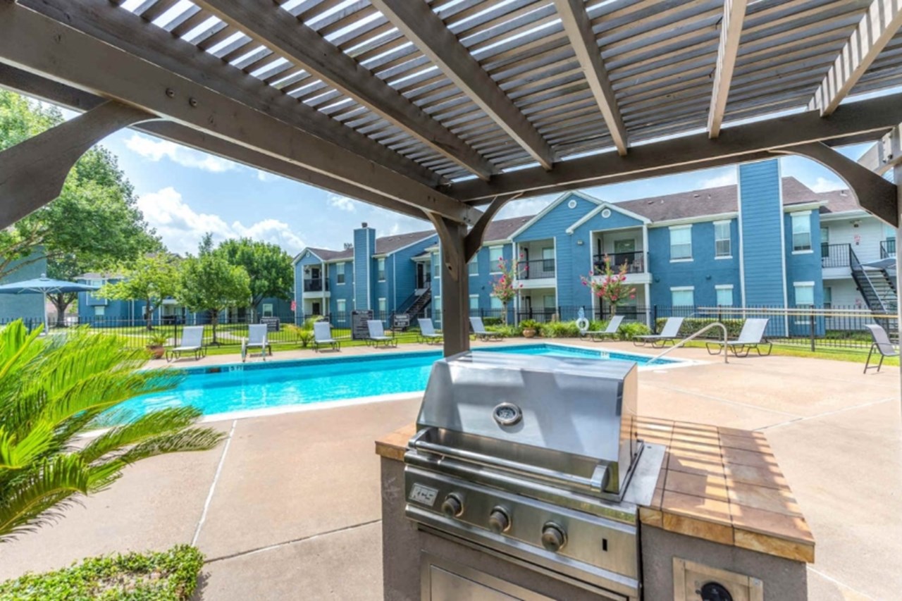 College View - La Porte, TX - Photo 1 of 31