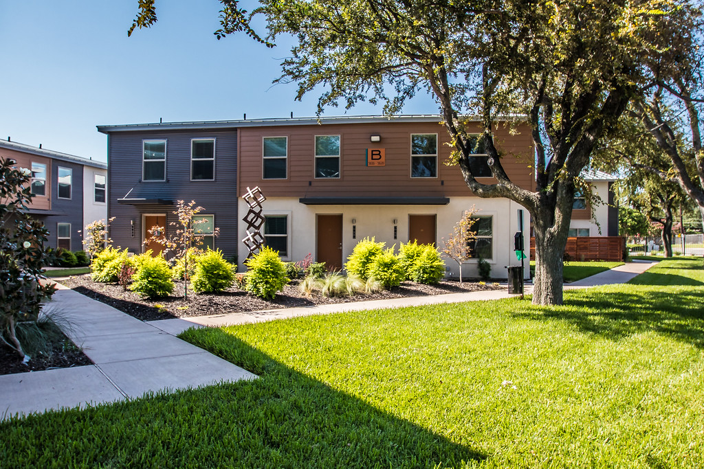 Reserve on Abrams Dallas 1519+ for 1 & 2 Bed Apts