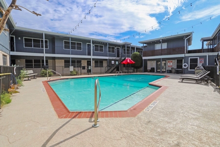 Sunset Heights - Pool - Photo 6 of 12