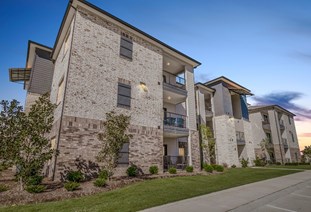 Landry at Cross Creek Apartments Fort Worth Texas