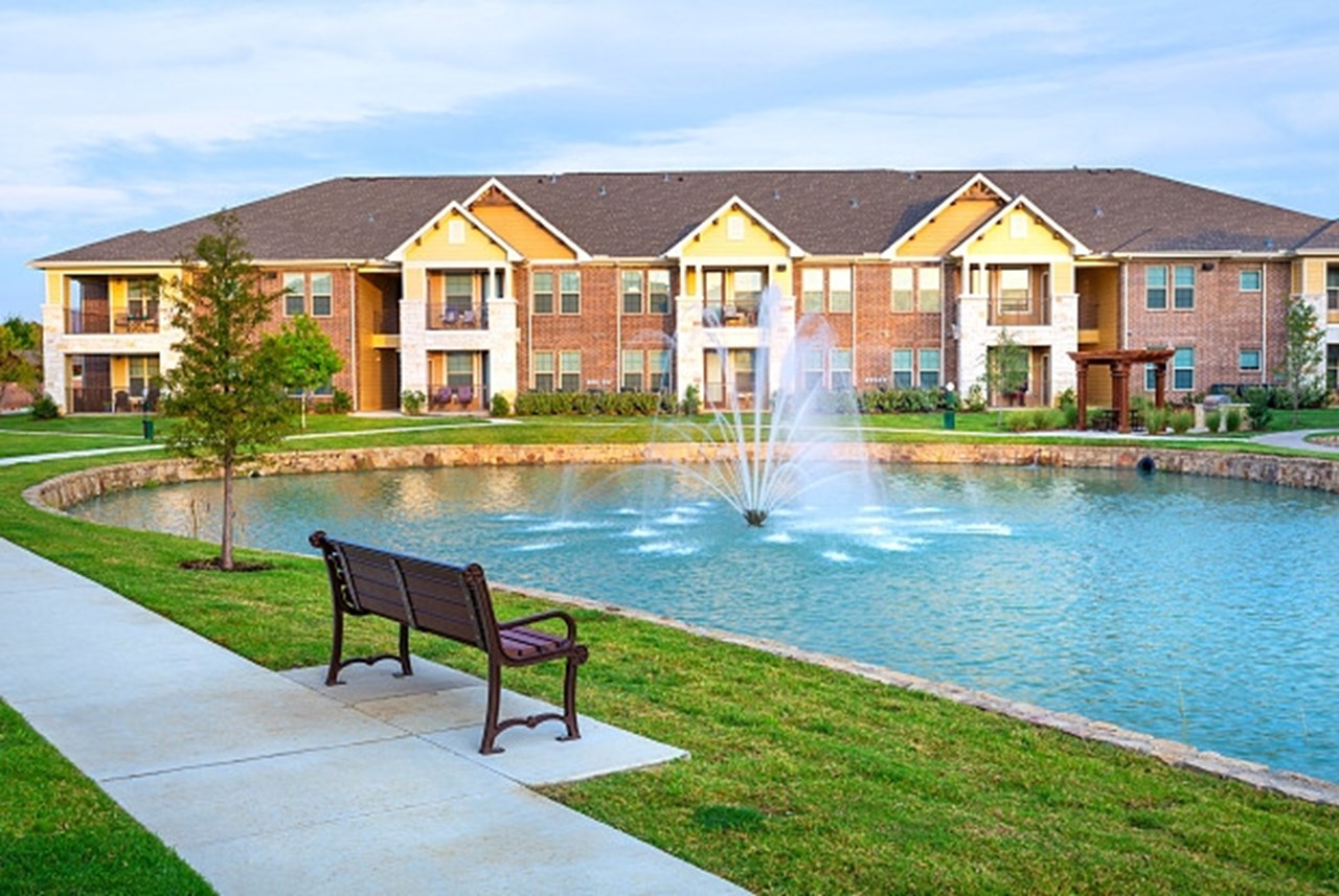 Enclave at Mira Lagos I - Grand Prairie, TX - Photo 1 of 23