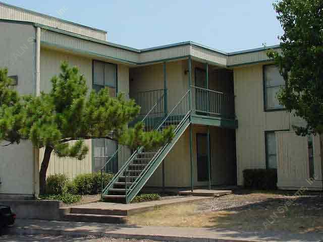 Newport Landing Apartment