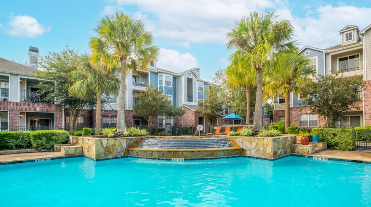 St Andrews - Pearland, TX - Photo 1 of 15