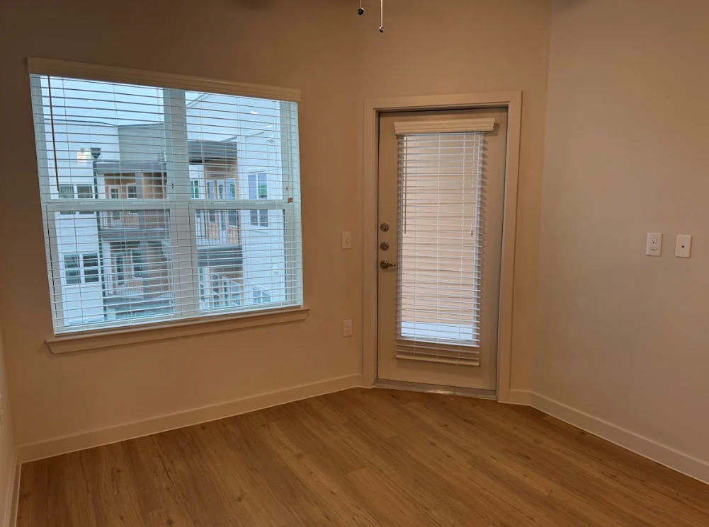 Park South - Living - Photo 6 of 12