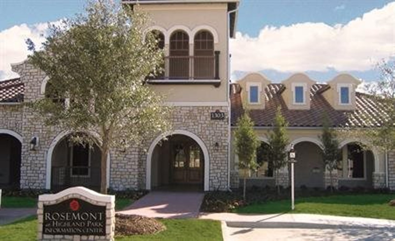 Rosemont at Highland Park - San Antonio, TX - Photo 1 of 2