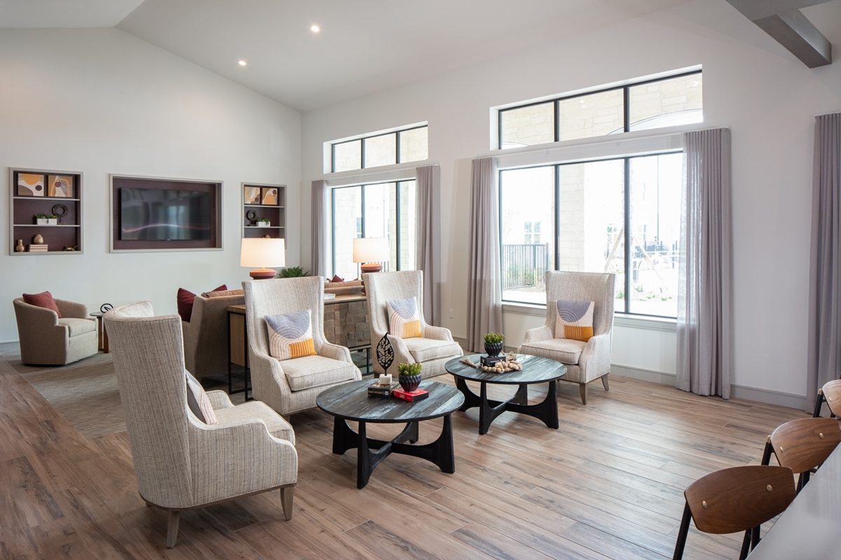 Prose South Main - Clubhouse - Photo 7 of 20