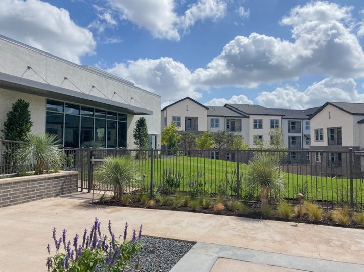 Hardy Oak San Antonio 1228+ for 1, 2 & 3 Bed Apts