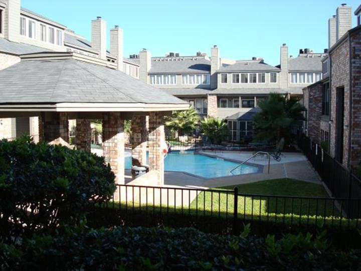 Winwood Club Kerrville 926+ for 1 & 2 Bed Apts