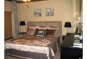 Alto Highland Park Brownstones - Bedroom - Photo 7 of 11