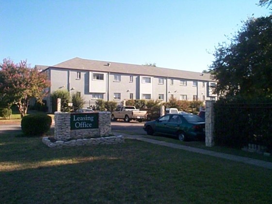 Lafyette Square Apartment