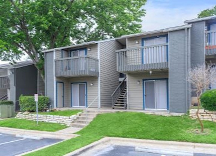 Ascent at Quail Creek Austin 826+ for 1 & 2 Bed Apts