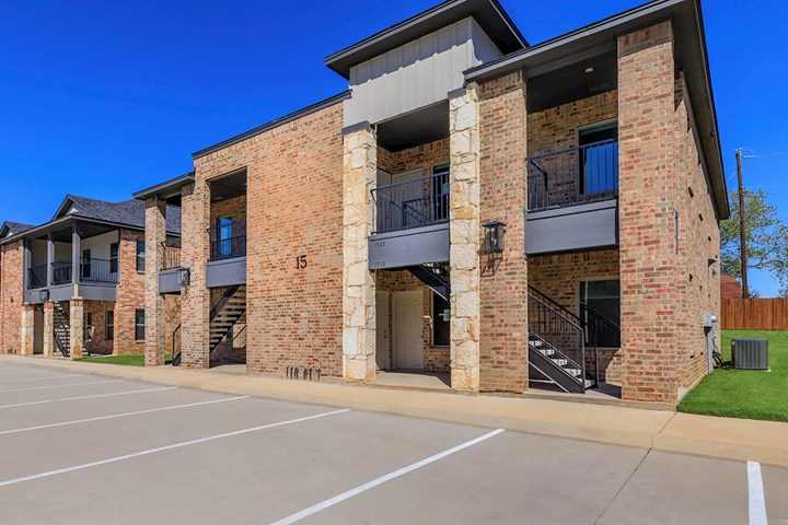 Residence at Joshua Landing - Joshua, TX - Photo 1 of 16