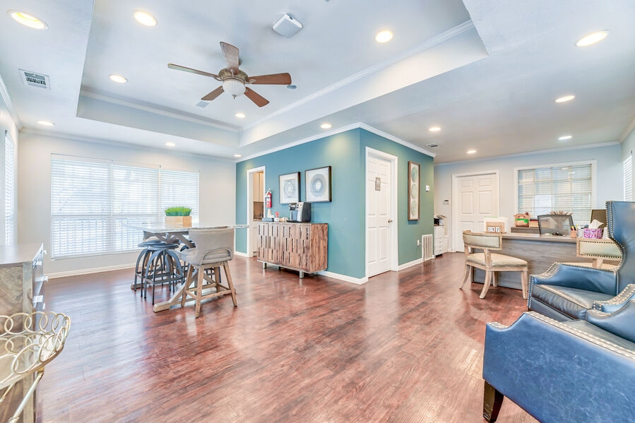 Lockwood Heights - Office - Photo 7 of 27