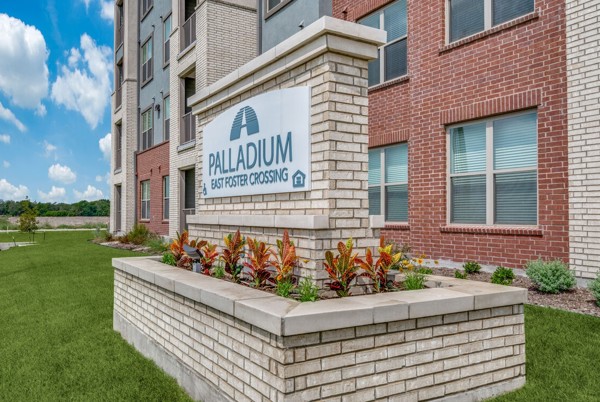 Palladium East Foster Crossing