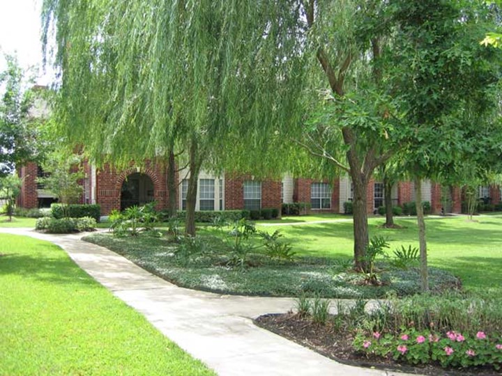 Park at Fairmont Pasadena 1150+ for 1, 2 & 3 Bed Apts