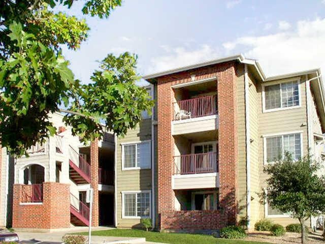 Timbers - Exterior 2 - Photo 3 of 7