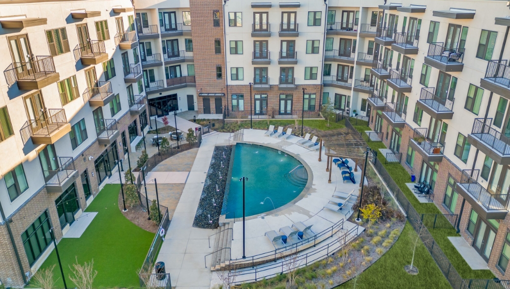Jefferson Railhead - Pool - Photo 2 of 28