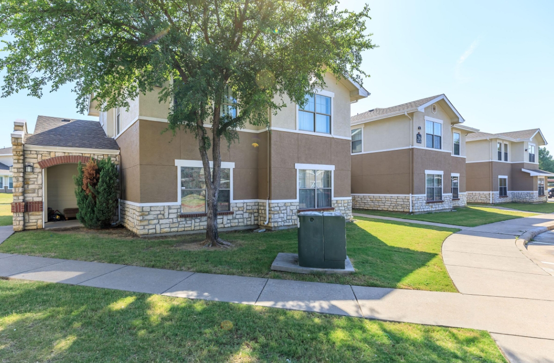 Artiga - Exterior - Photo 2 of 23