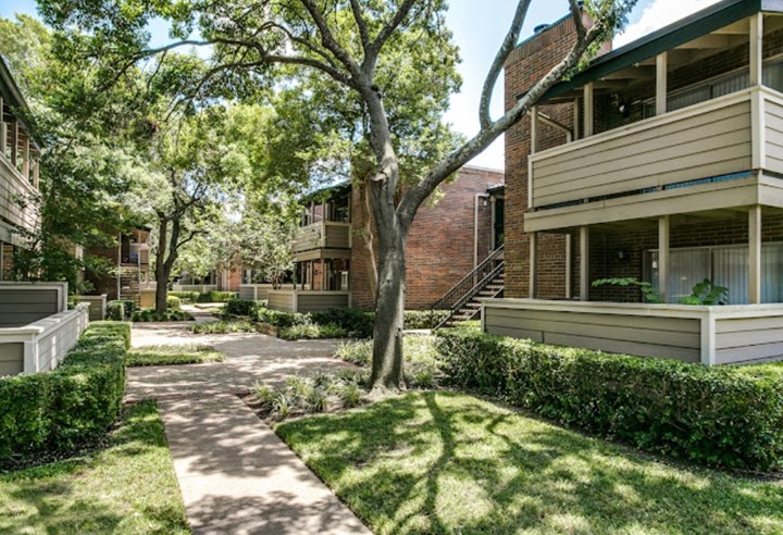 Village Hill - Dallas, TX - Photo 1 of 12