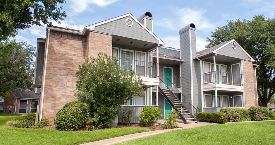 Venue at 8651 - Exterior - Photo 3 of 23
