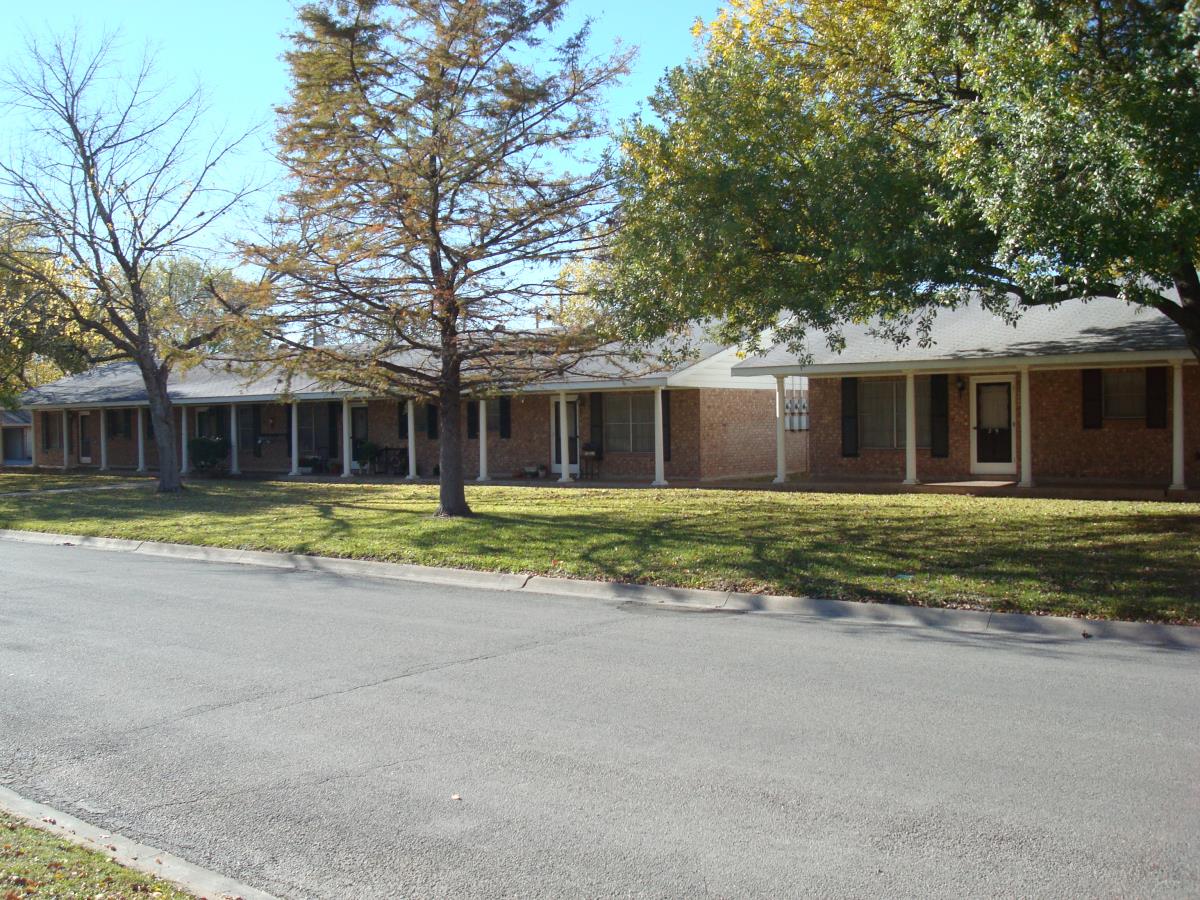 Colonial Oaks Kerrville 750 For 1 2 Bed Apts Colonial Oaks Kerrville 750 For 1 2 Bed Apts