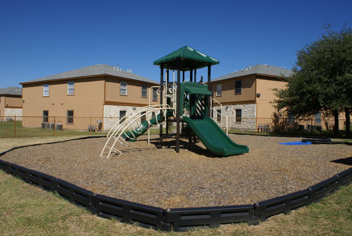 Huntington Meadows - Playground - Photo 3 of 3