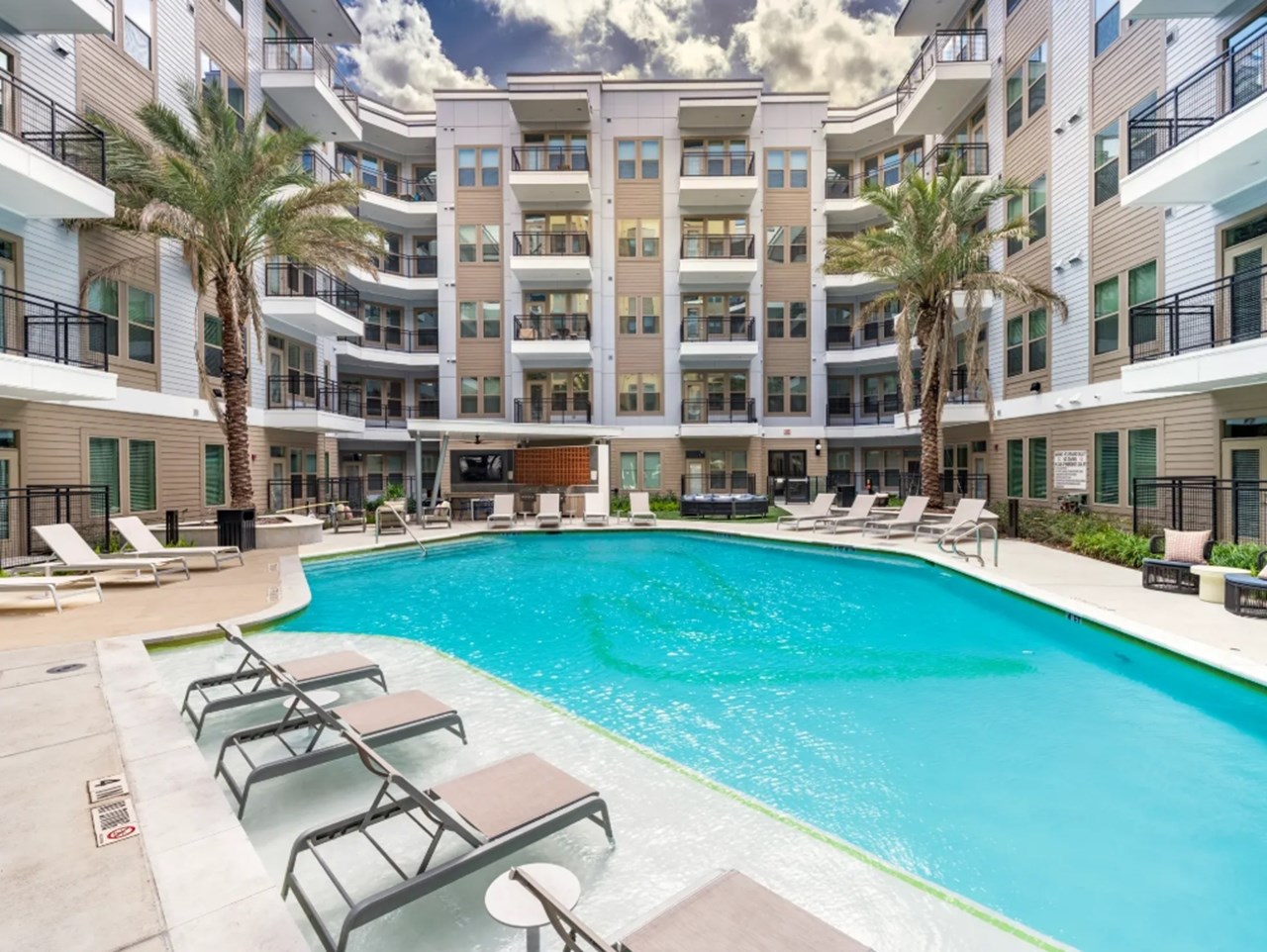 Modera Garden Oaks - Houston, TX - Photo 1 of 33