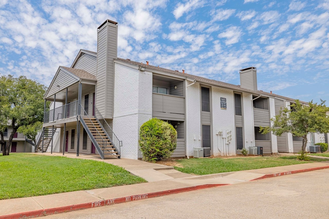 Taylor Commons - Fort Worth, TX - Photo 1 of 41