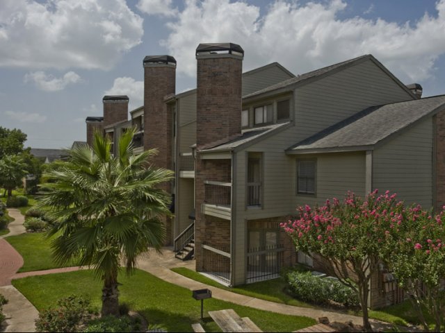 Enclave at Cypress Park Apartment