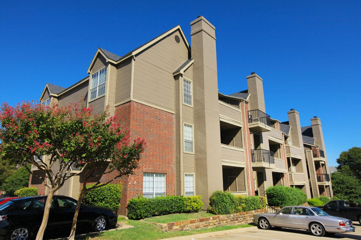 Creekview Apartment