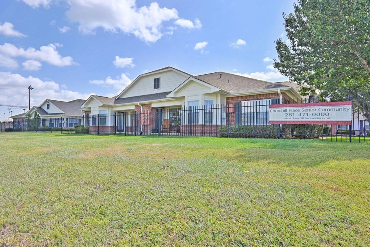 Churchill Place - La Porte, TX - Photo 1 of 26