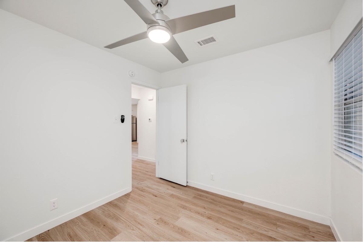 Cedar + Sage - Primary Bedroom - Photo 7 of 11
